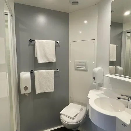 Hotel Brit 3*