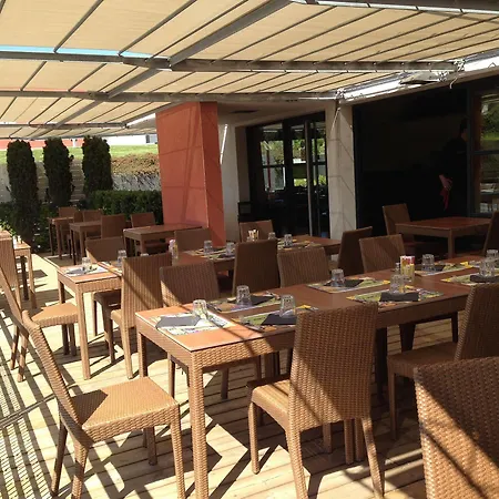 Hotel Brit Hotel Marvejols 3*